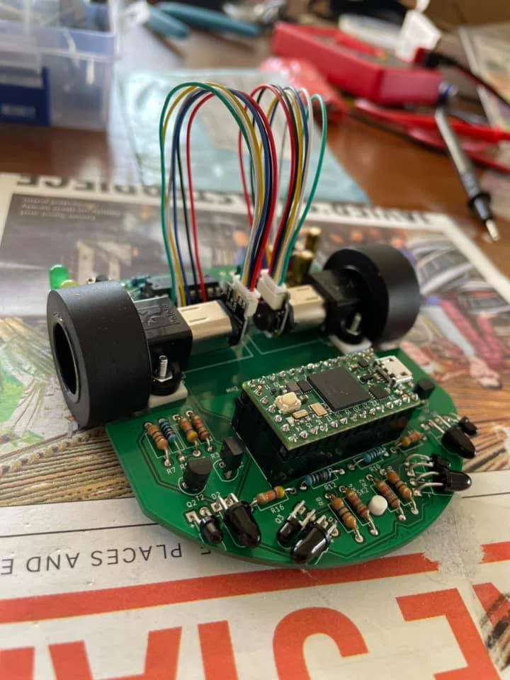 Micromouse header